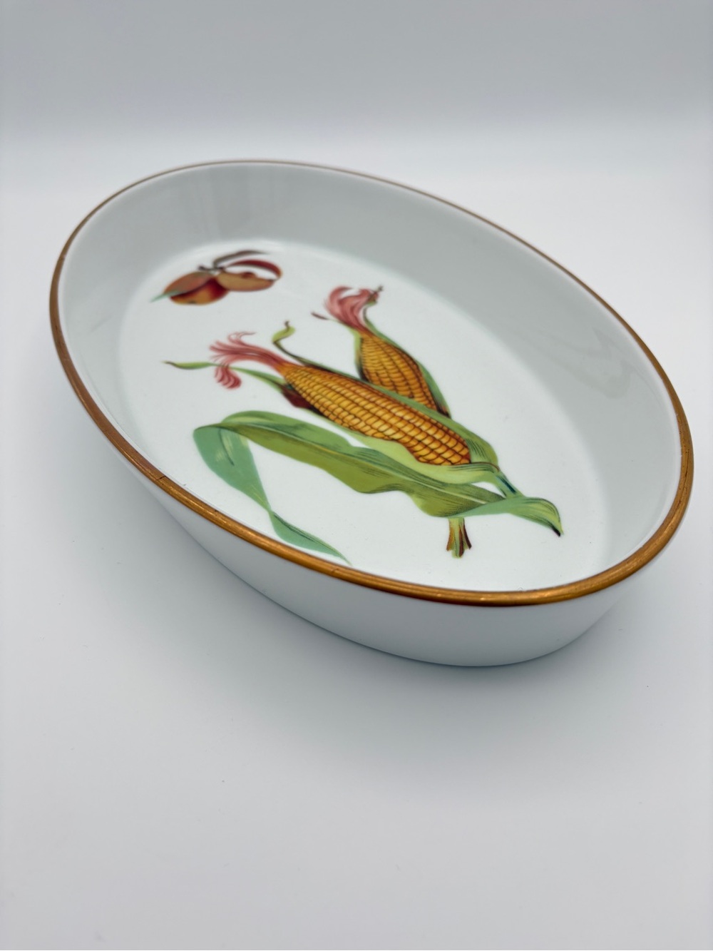 Royal Worcester EVESHAM Gold Edge 12 1/4  inch Oval Serving Dish 1961